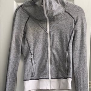 Lululemon Size 6 Zip Up Jacket